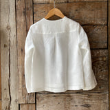 Balts sieviešu lina krekls ar garām piedurknēm, modelis Nr.2