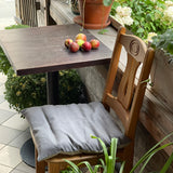 Tumši pelēka/dabīgi pelēka, raupja lina krēsla spilvens - paliktnis