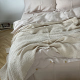 Maigi bēša toņa (vienkrāsains) lina/kokvilnas vafeļauduma gultas pārklājs, dažādi izmēri