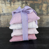 Lavandas spilventiņš, gaiši dabīgi pelēka toņa lina spilvendrānā