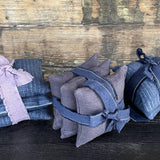 Lavandas spilventiņš, gaiši dabīgi pelēka toņa lina spilvendrānā