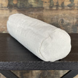 Mini rullīši ar gaiši pelēkām nekrāsota lina spilvendrānām, griķu sēnalu spilveni