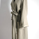 Dabīgi pelēks mīkstināta lina kimono tipa halāts