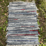 Krāsains vilnas auduma grīdceliņš ar rotaļīgām bārkstīm ~55x90cm