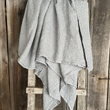 Gaiši pelēka toņa (vienkrāsains) lina/kokvilnas vafeļauduma gultas pārklājs, dažādi izmēri