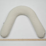 Gaiši zils/dabīgi pelēks sīki svītrots, mīkstināta lina, lielais "garkāju" grūtnieču pakaviņš - barošanas spilvens