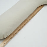 Gaiši zils/dabīgi pelēks sīki svītrots, mīkstināta lina, lielais "garkāju" grūtnieču pakaviņš - barošanas spilvens