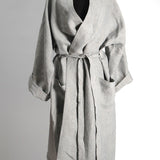 Gaiši zili/pelēki sīki svītrota lina auduma kimono tipa halāts