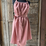 Koraļļu rozā mīkstināta lina pirts kleita ar sasienamām jostas bantēm