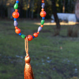 Kaklarota ar krāsainiem halcedoniem