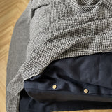 Melni-balts mistrots lina/kokvilnas vafeļauduma gultas pārklājs, dažādi izmēri