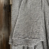 Melni-balts mistrots lina/kokvilnas vafeļauduma gultas pārklājs, dažādi izmēri