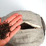 Tumši pelēka/dabīgi pelēka sīki svītrota mīkstināta lina auduma zafu - meditācijas spilvens pildīts ar griķu sēnalām