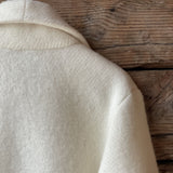 Individuālie pasūtījumi - balts aitas vilnas garais ziemas halāts/mētelis bez oderes