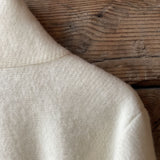 Individuālie pasūtījumi - balts aitas vilnas garais ziemas halāts/mētelis bez oderes